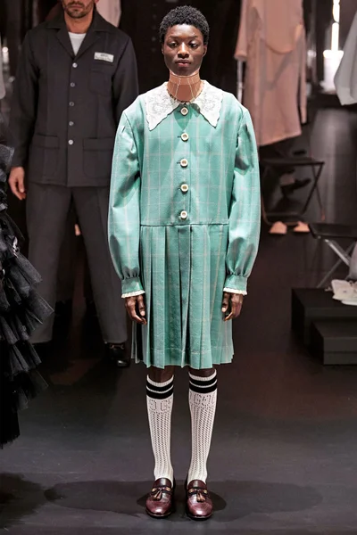 Look 4